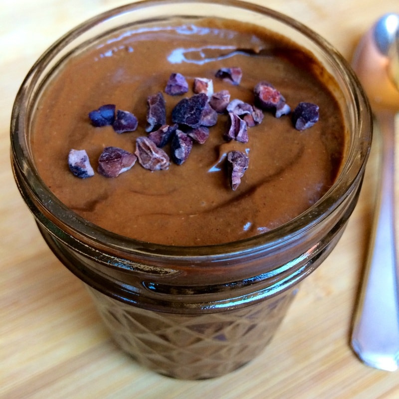raw chocolate pudding, healthy chocolate pudding, avocado chocolate pudding