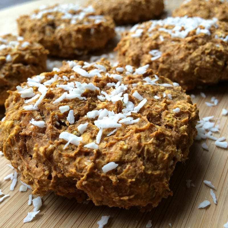 Healthy Pumpkin Spice Cookies that are super yummy & delicious! They are vegan, oil-free, sugar-free, low-carb, and low-calorie - only 57 calories each! Gluten-free optional!