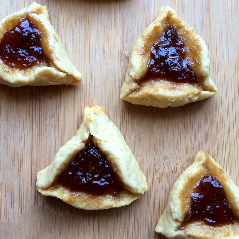 These healthy Vegan Hamantaschen are delicious, jam-filled cookies made with no refined sugar! The perfect Purim treat!