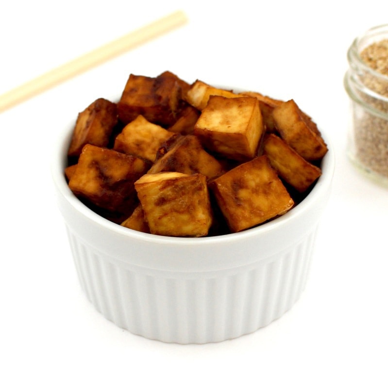 This Perfectly Crispy Baked Tofu is AMAZING! Add it to salads, stir fry, or eat it by itself. So yummy! Keto, vegan, gluten-free, low-carb, dairy-free & oil-free.