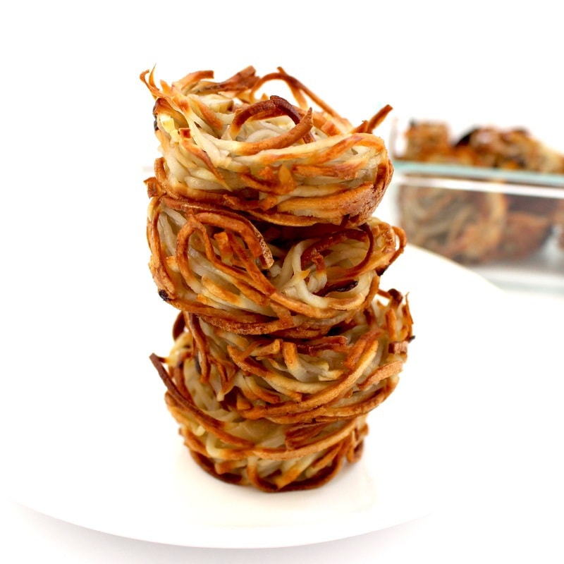 These low-fat & oil-free Vegan Potato Kugel Cups have all the amazing, comforting taste and flavor of traditional potato kugel with a fraction of the calories! Gluten-free & low-calorie - only 37 calories each. Kosher for Passover, too!